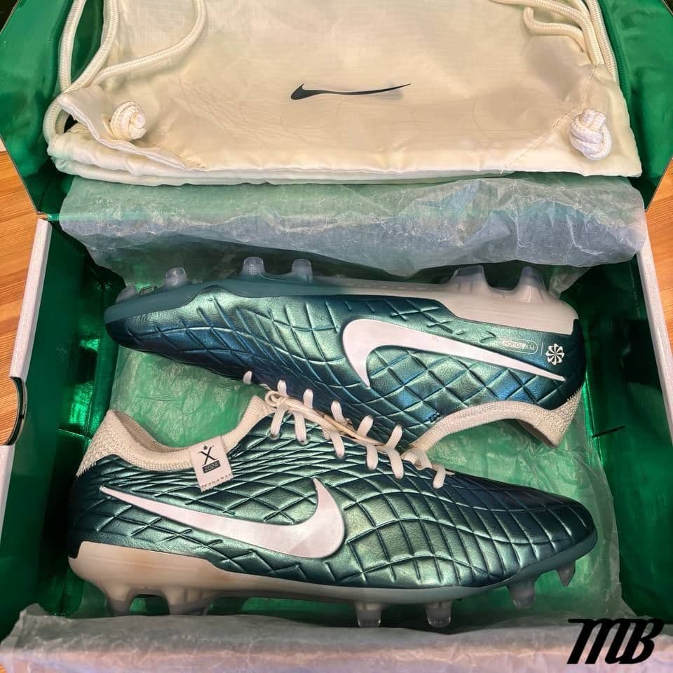 Купить Бутсы Nike Tiempo Legend 10 elite Emerald FG