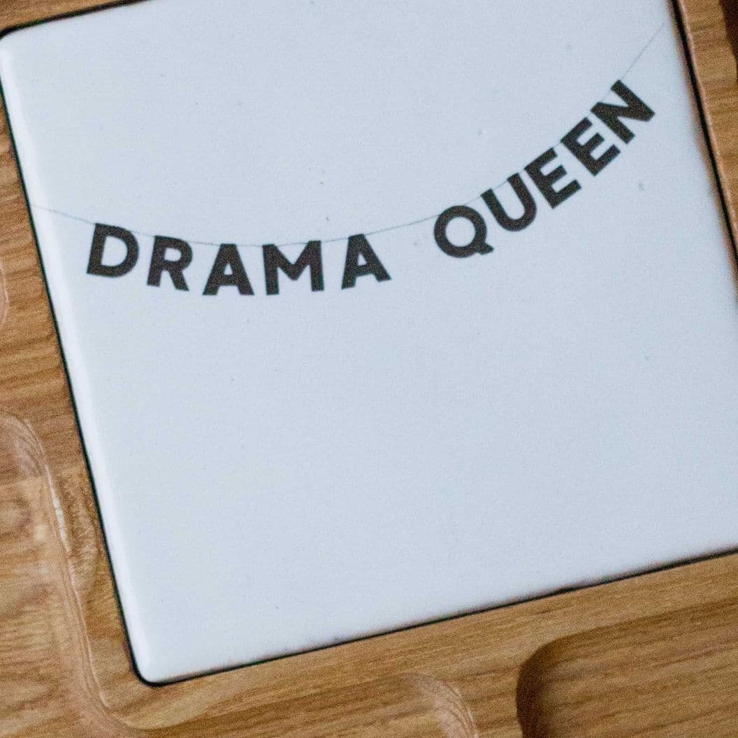 Купить Большая менажница с разделителями Drama Queen