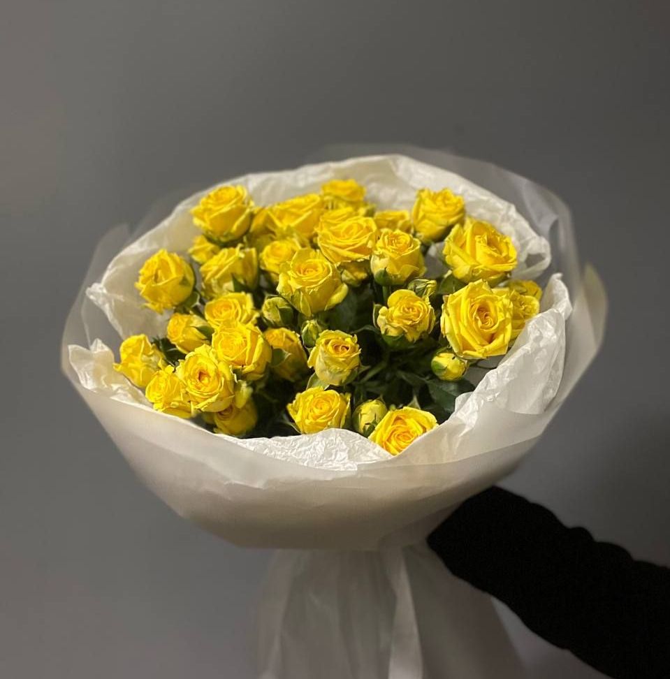Купить Букет из 9 кустовых роз
