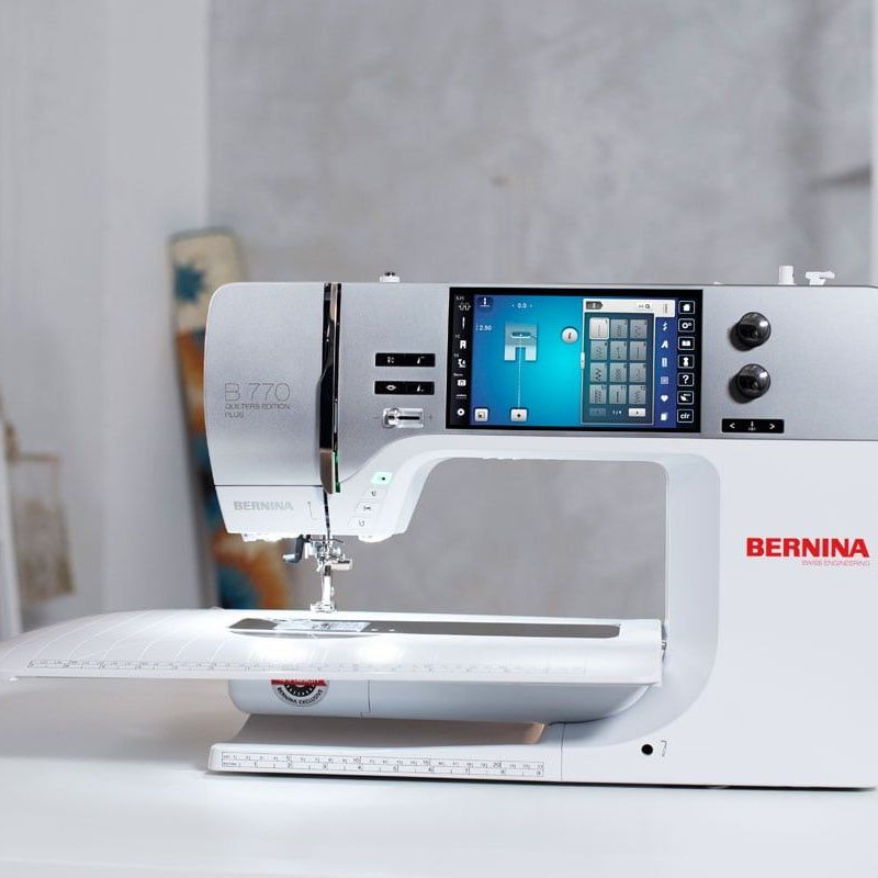 Купить Швейно-вышивальная машина BERNINA 770 QE Plus + вышивальный модуль