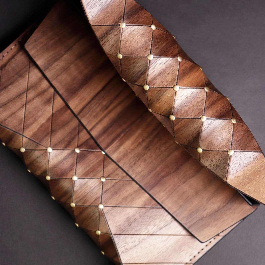 Купить Женский клатч из дерева GEO150 Walnut