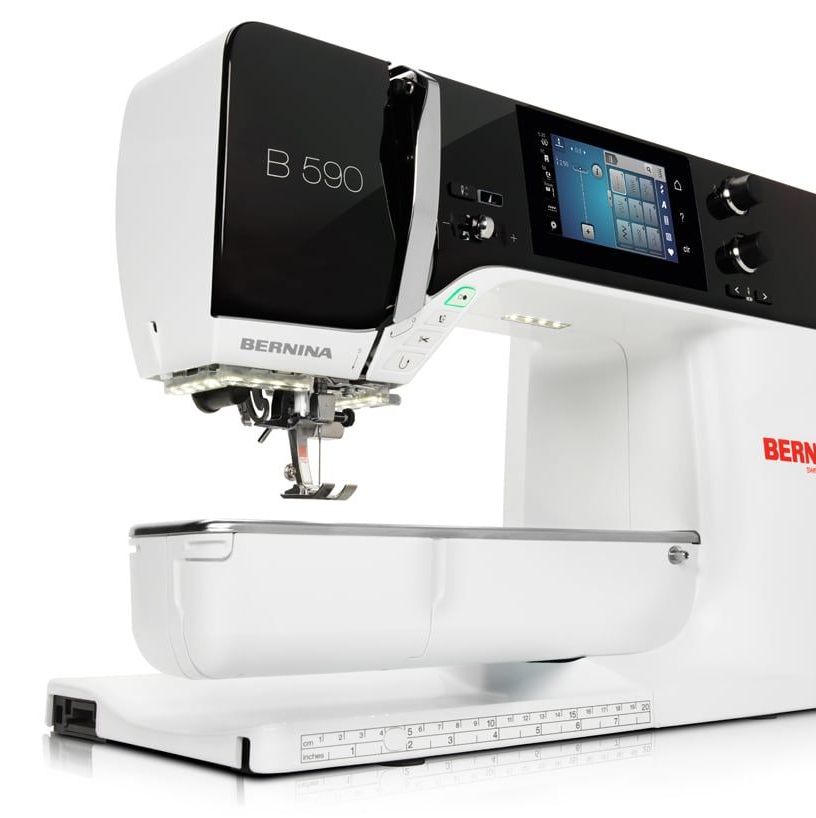 Купить Швейная машина BERNINA 590 QE