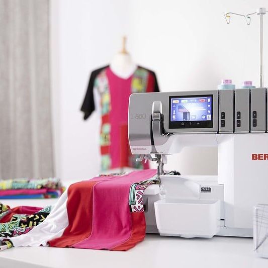 Купить Оверлок BERNINA L860