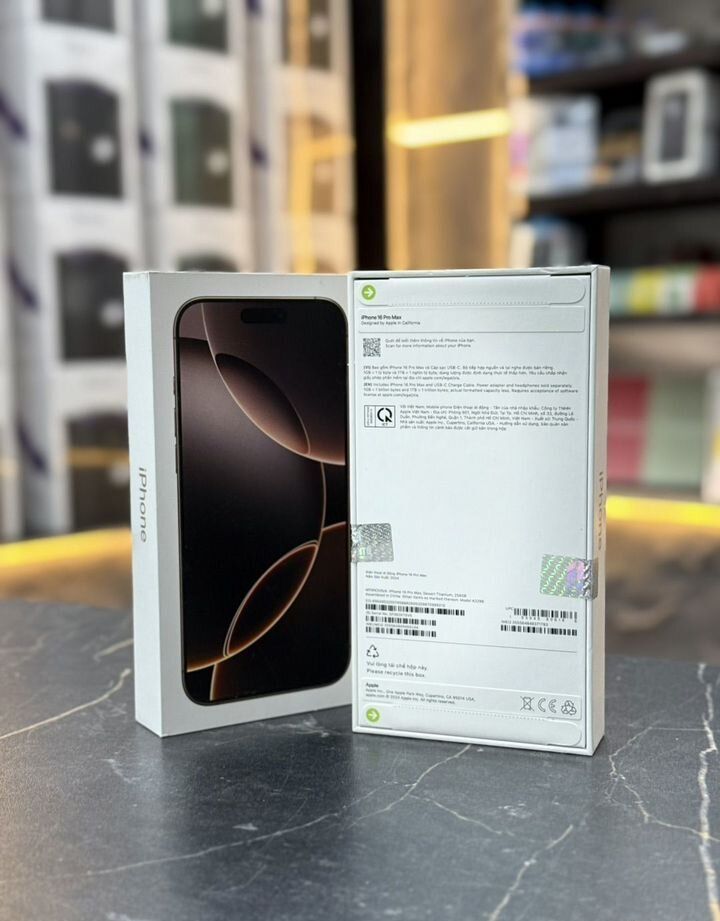 Купить iPhone 16 Pro  Max 256Gb