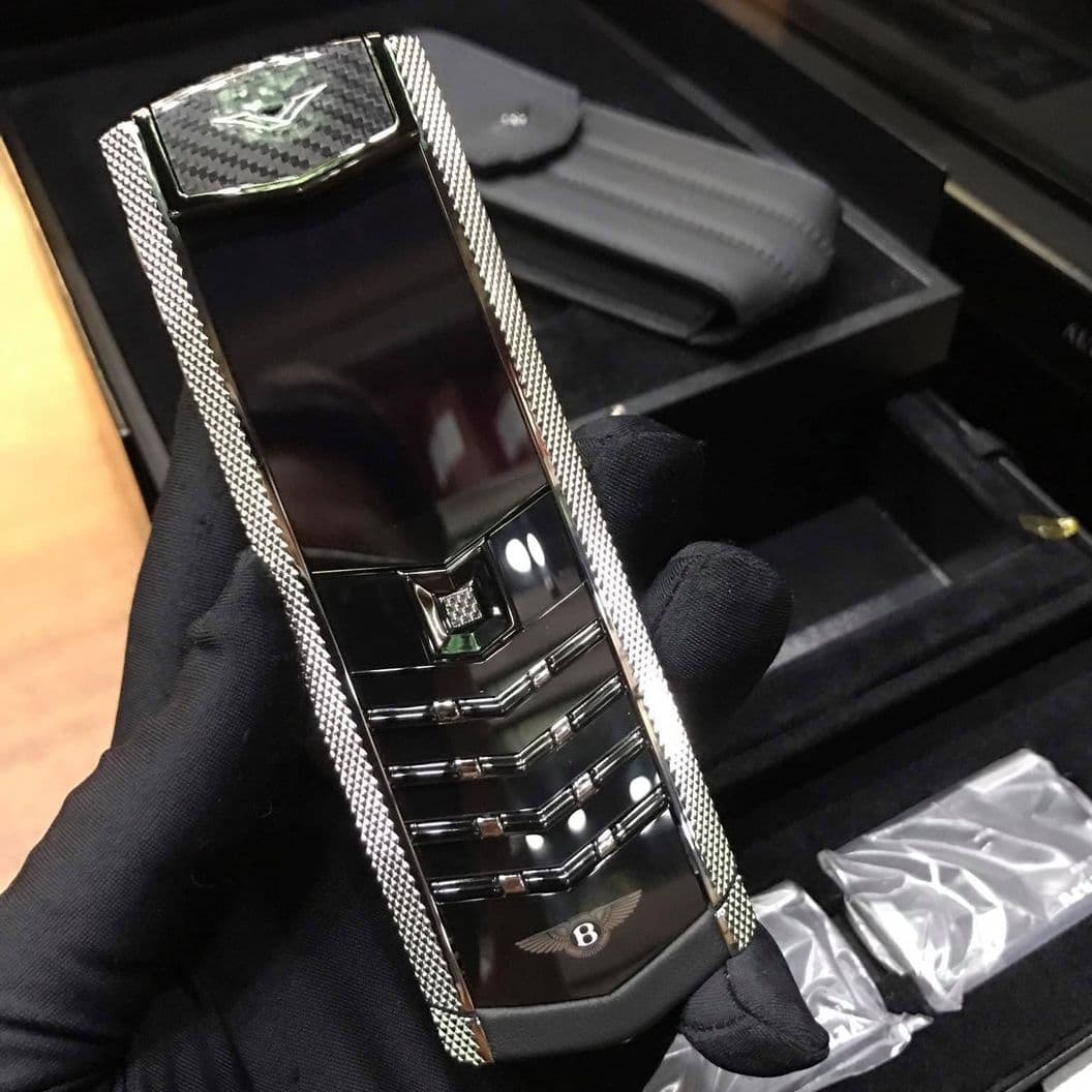 Купить VERTU signature s BENTLEY премиум