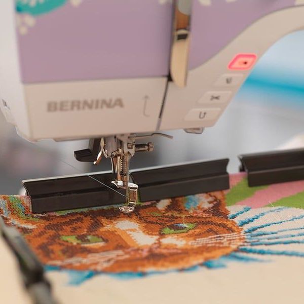 Купить Швейная машина BERNINA 770SE Kaffe Fasset