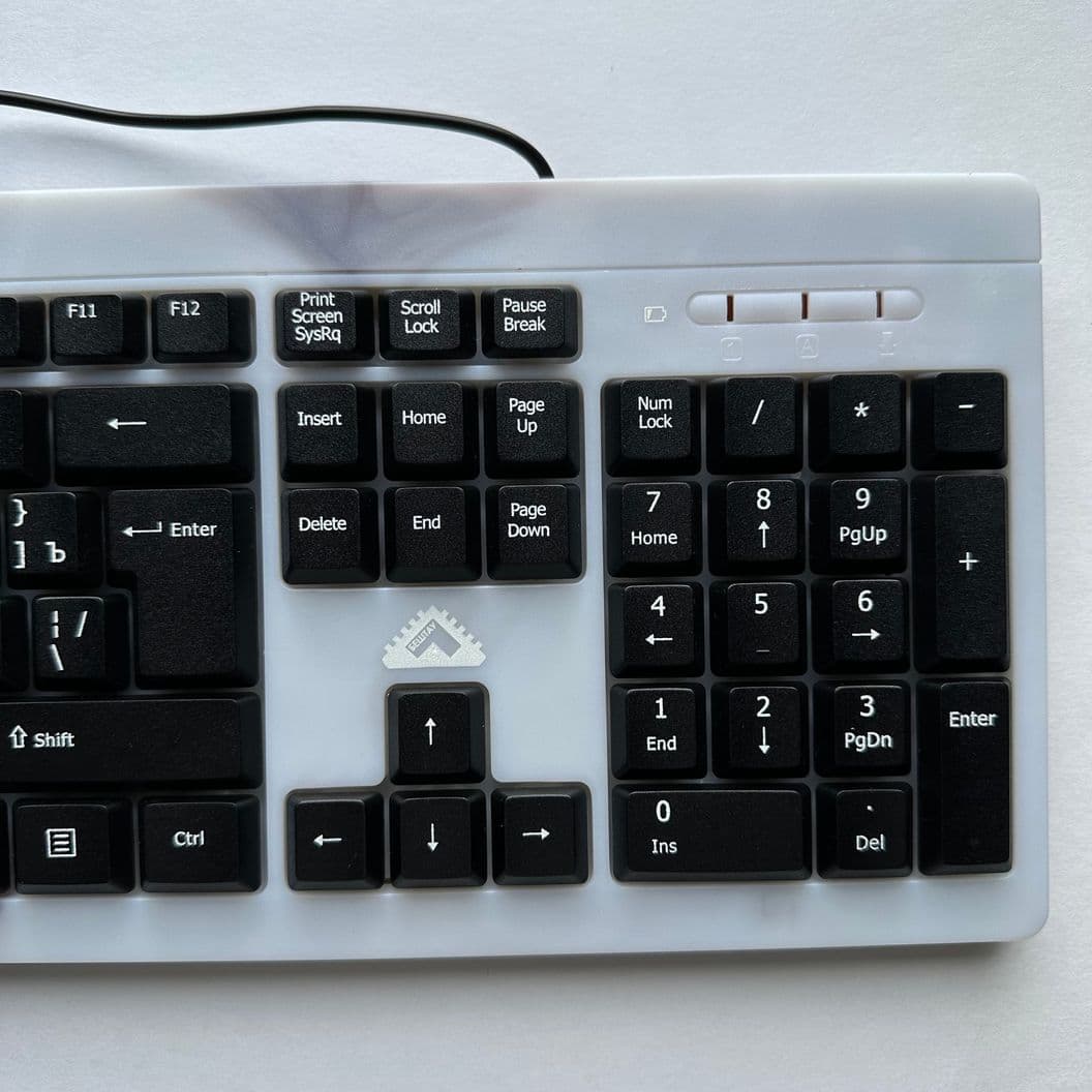 Купить Клавиатура проводная Бештау КЛ104РУ цветная (Мембранная, USB)