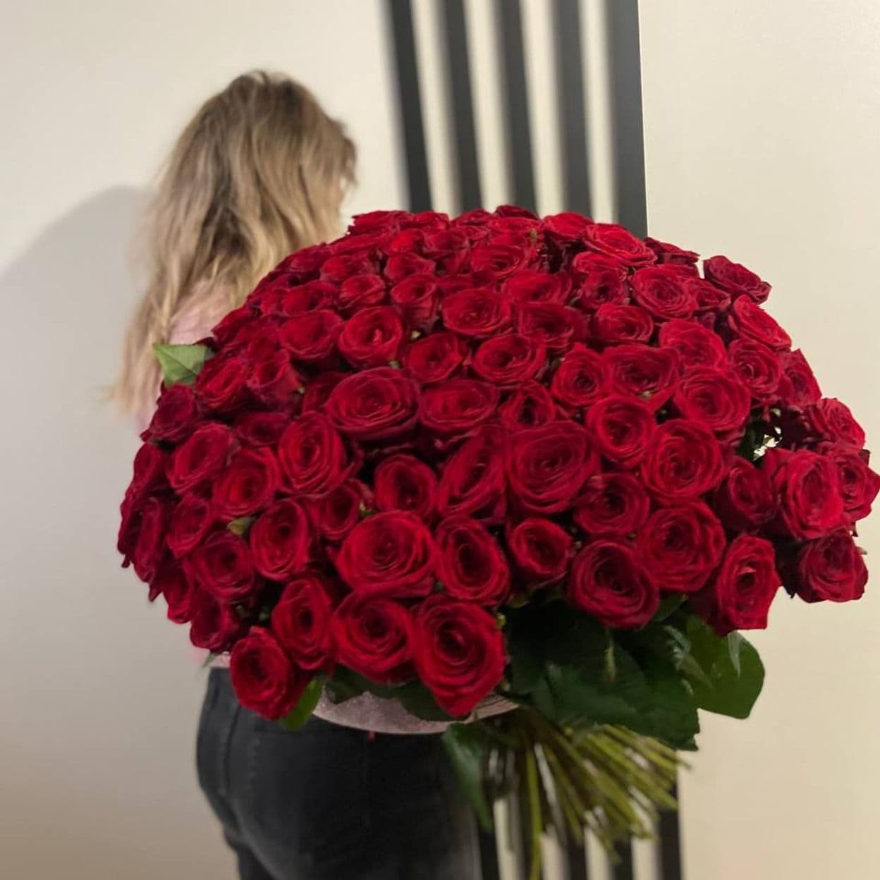 Купить Букет из 101 розы 50 см