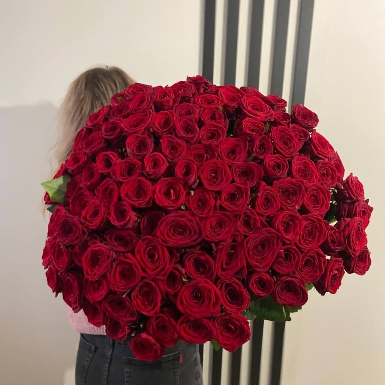 Купить Букет из 101 розы 50 см