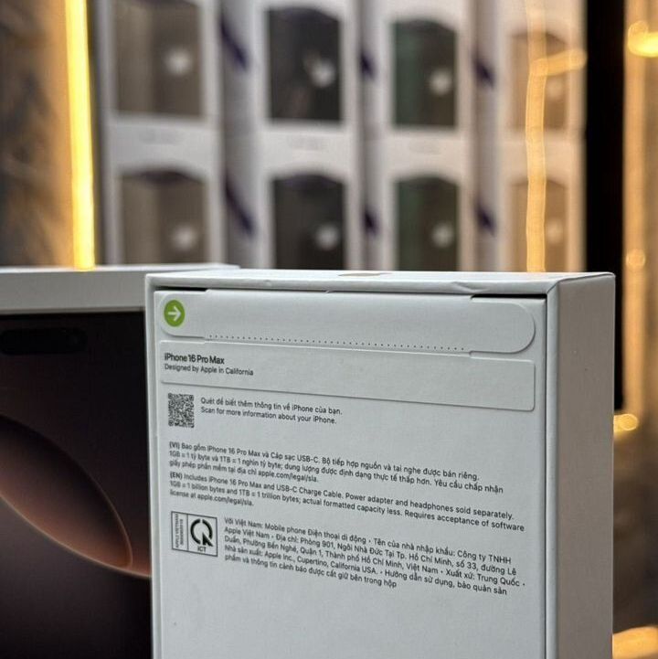 Купить iPhone 16 Pro Max 1Tb