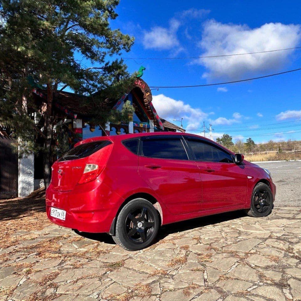 Купить Hyundai Solaris 1.6 MT, 2011, 171 300 км