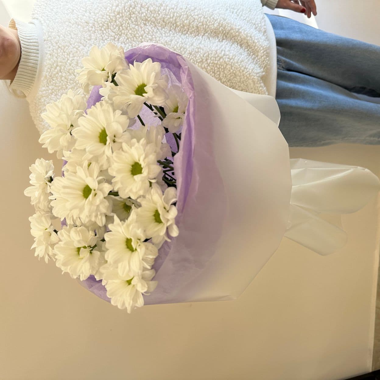 Купить Букет-комплимент из хризантемы