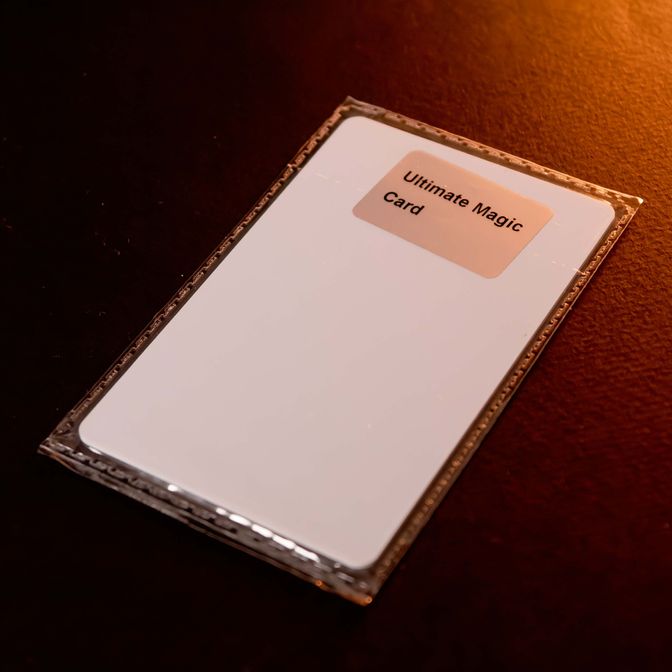 Купить универсальную перезаписываемую карту NFC Ultimate Magic Gen4 для Flipper Zero