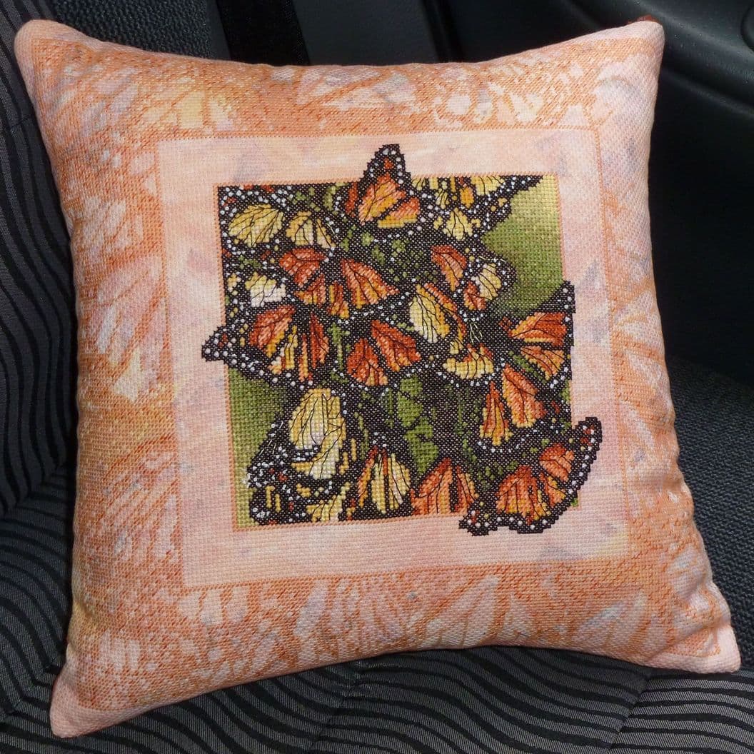 Купить вышивка крестом на заказ подушка Крылья бабочек