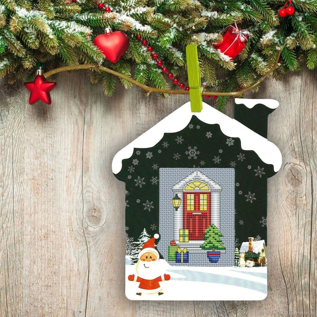вышивка крестом на заказ открытка Рождественские двери