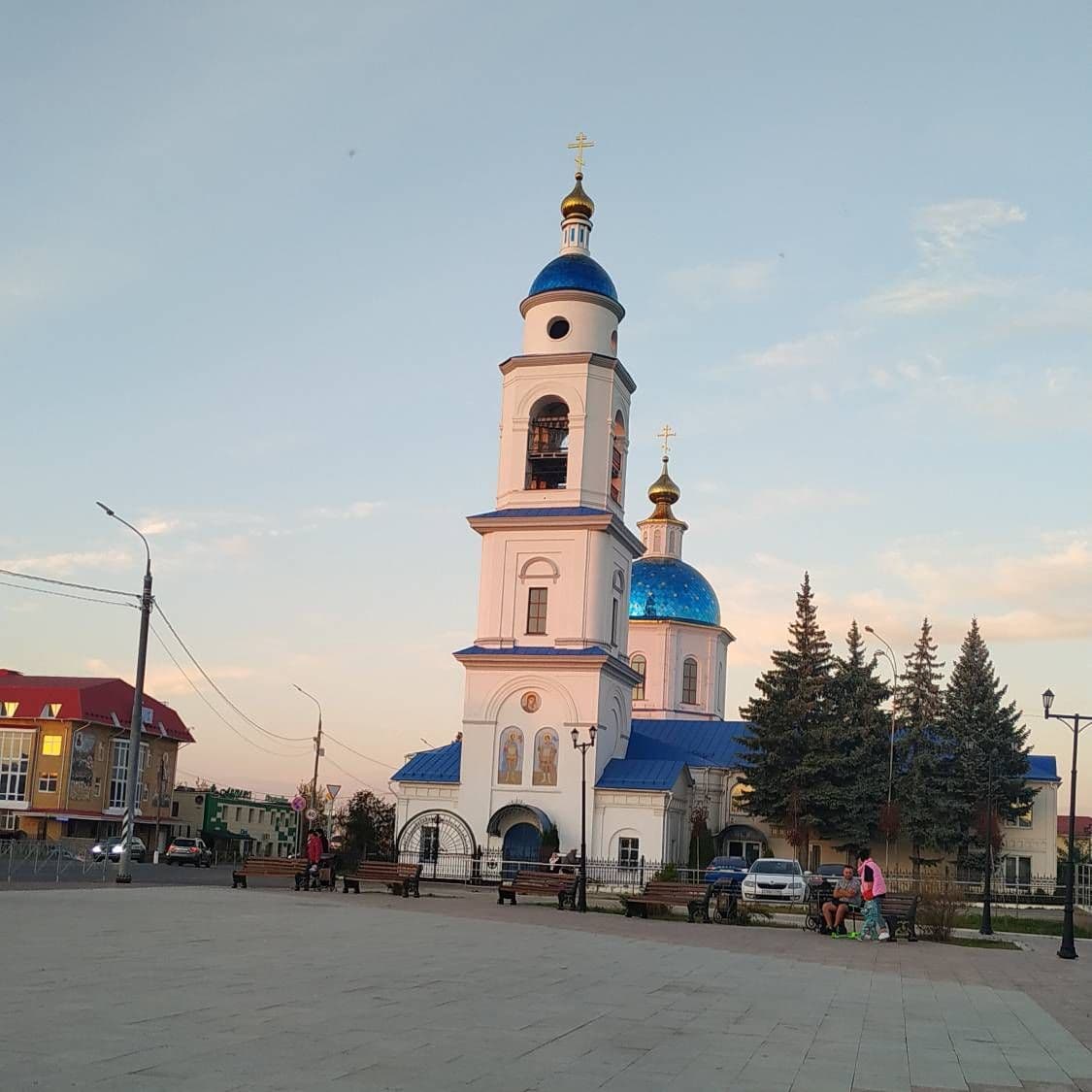 Храм в центре Малоярославца