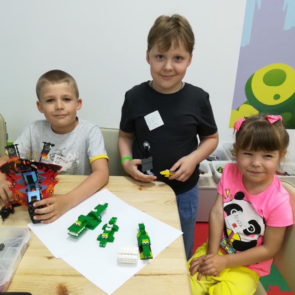 3 ПРИЧИНЫ ВЫБРАТЬ КАНИКУЛЫ В  клубе конструкторов STARBRICKS 