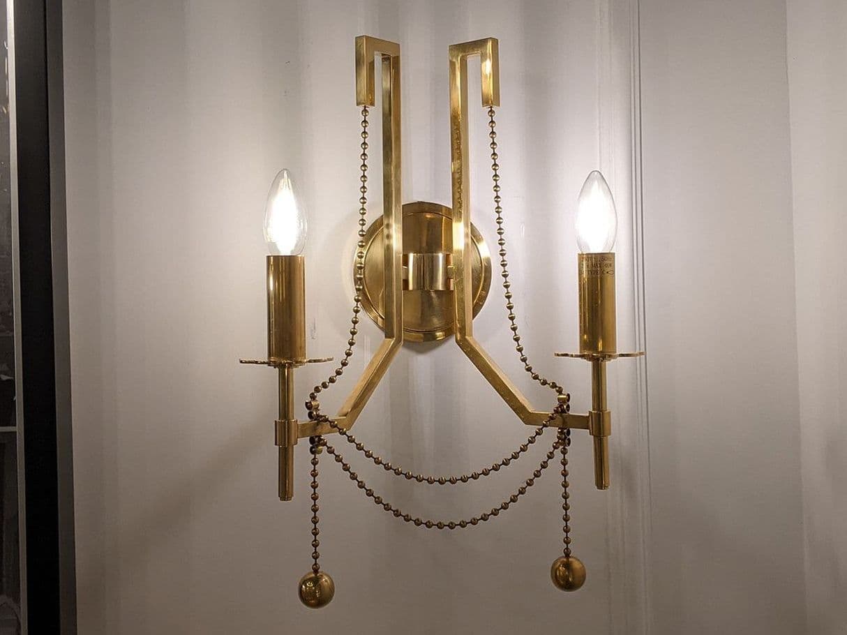 Дизайнерский настенный светильник с филаментными лампами