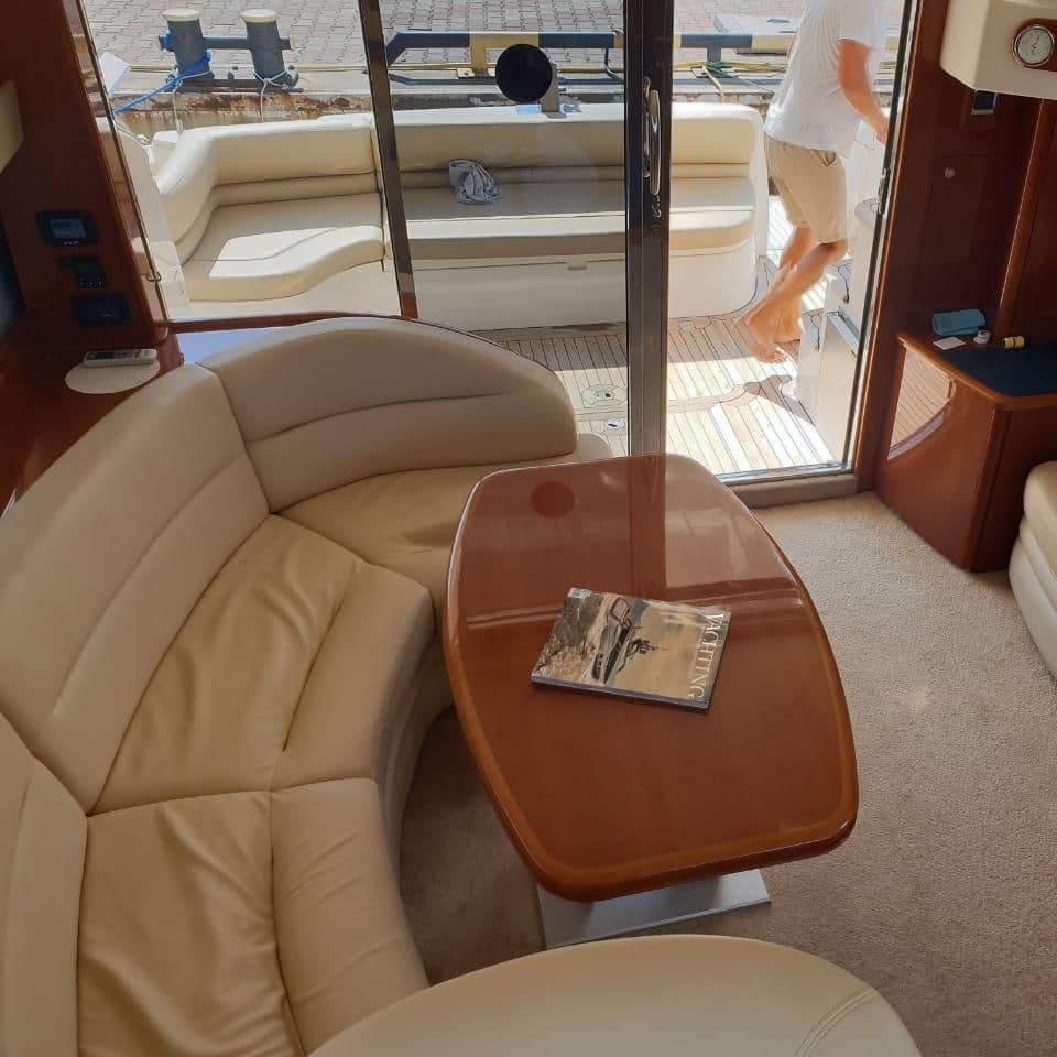 Купить «PRINCESS 45»