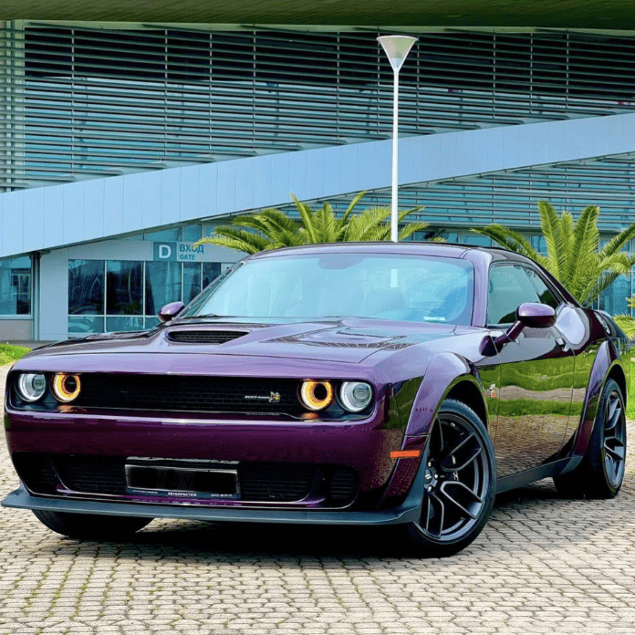 Купить Dodge Challenger