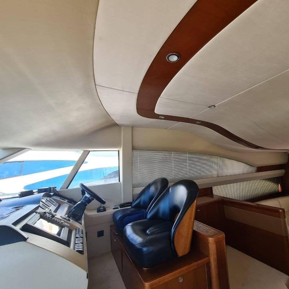 Купить «PRINCESS 58»