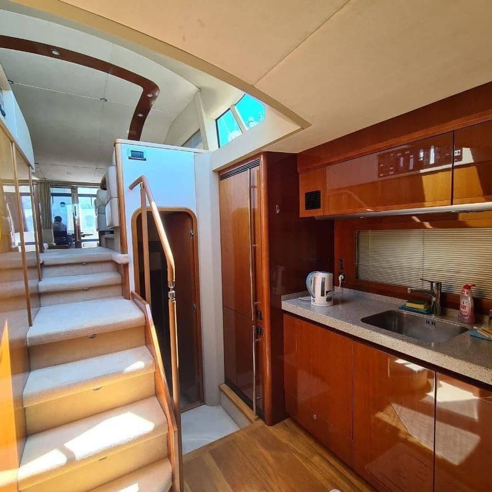 Купить «PRINCESS 58»