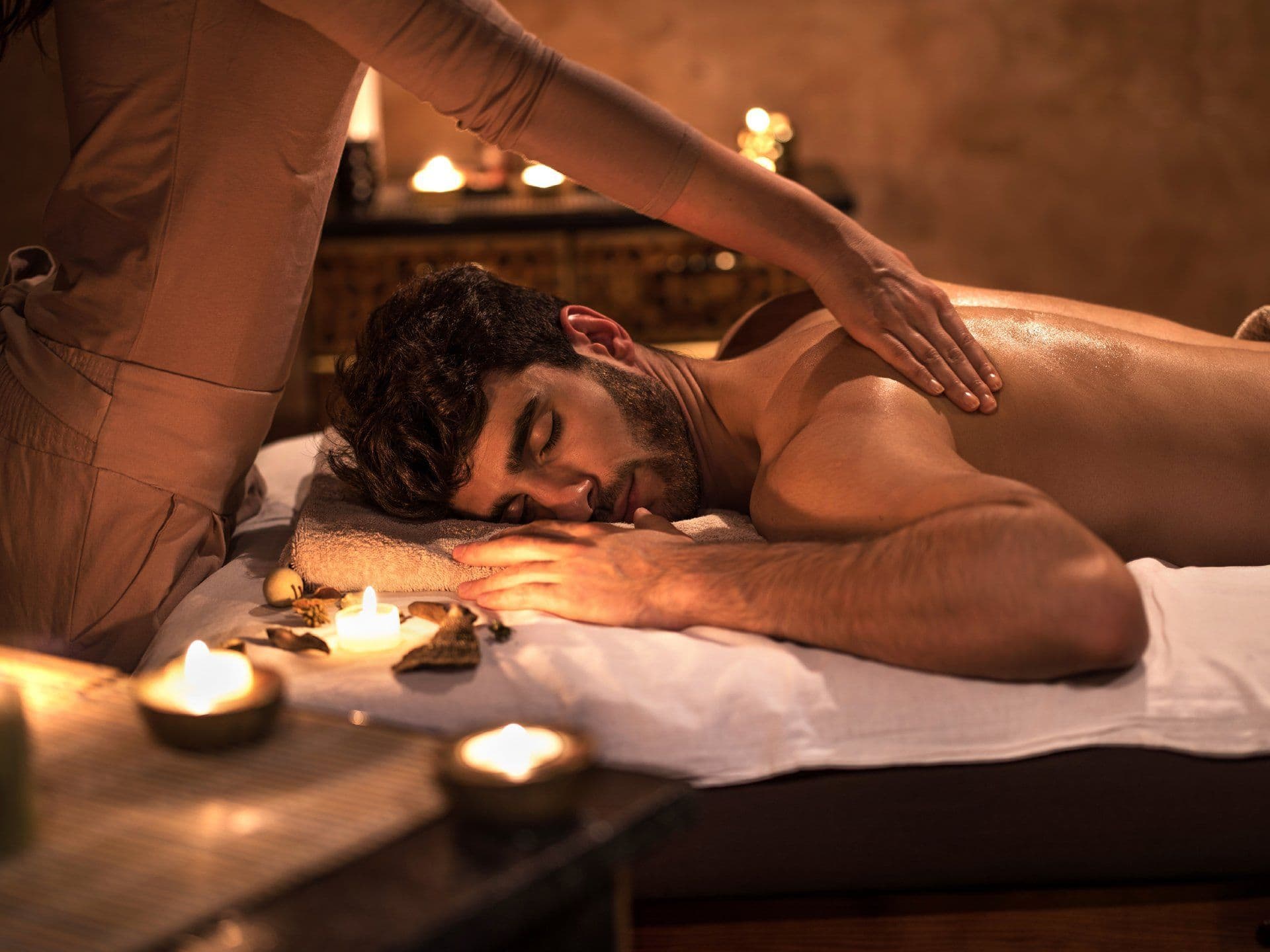 Астрахань расслабляющий массаж для мужчины